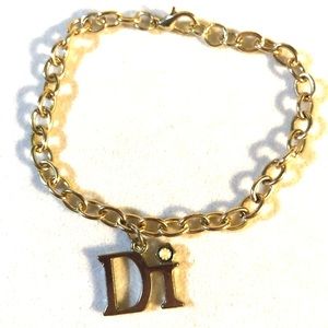Vintage Diamonds International DI Gold Tone Charm Bracelet 7.25”